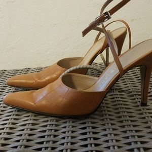 Size 8 by Monica Shoes. Ties up at ankle
